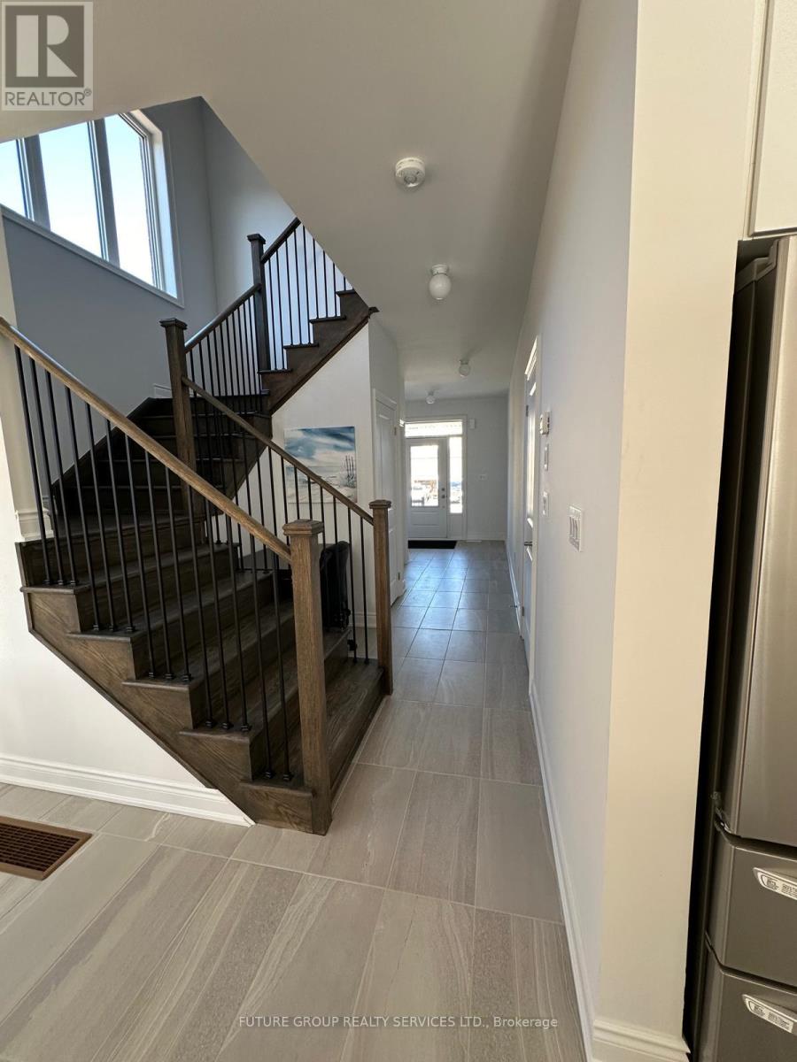 40 Autumn Drive, Wasaga Beach, Ontario  L0M 1S0 - Photo 4 - S12987916