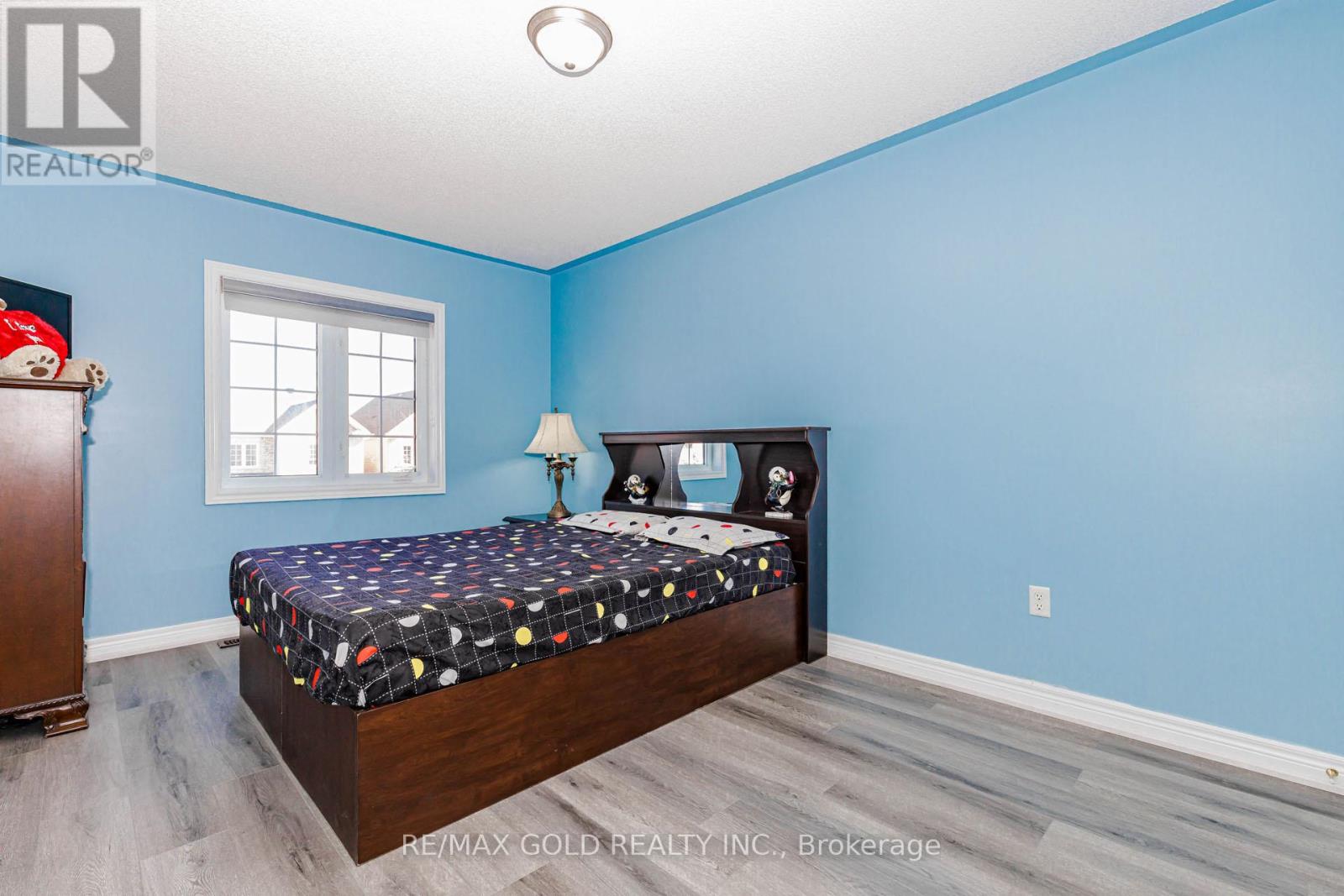 93 Footbridge Crescent, Brampton, Ontario L6R 0T9 - Photo 35 - W12987860