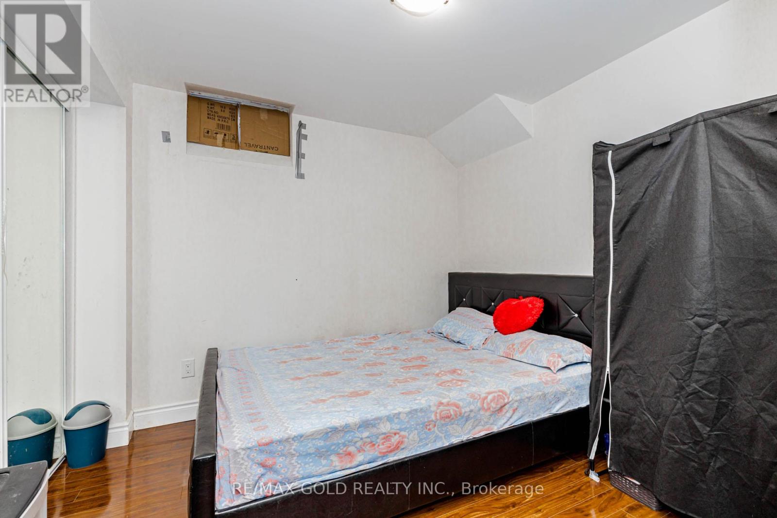 93 Footbridge Crescent, Brampton, Ontario L6R 0T9 - Photo 46 - W12987860