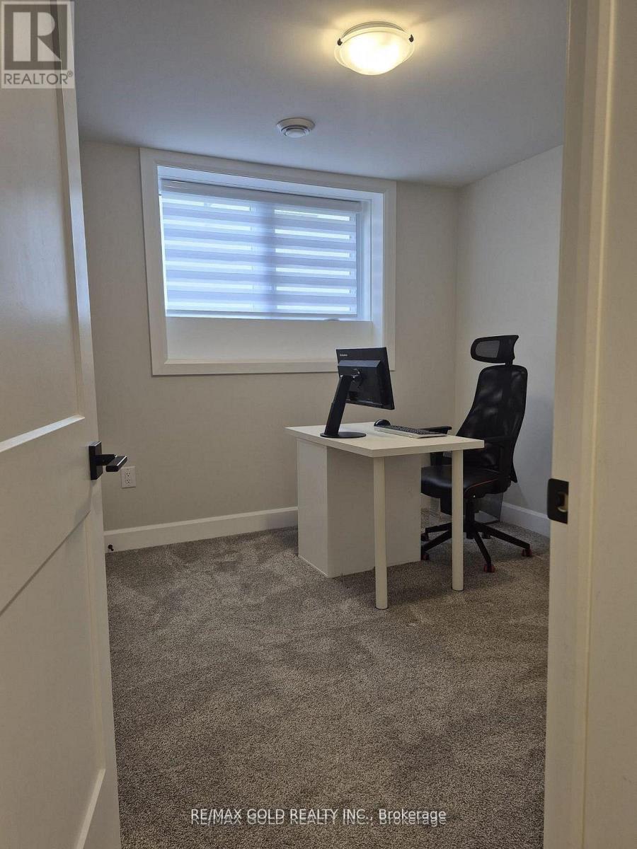 11 - 5 John Pound Road, Tillsonburg, Ontario N4G 5X3 - Photo 37 - X12884070