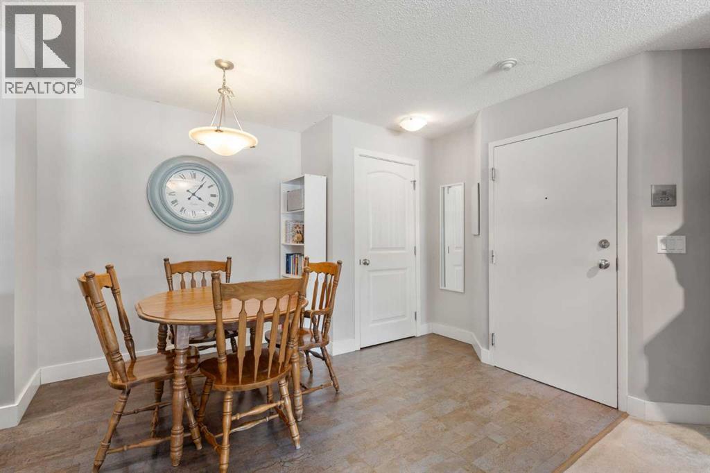 1, 108 Village Heights SW, Calgary, Alberta  T3H 2L2 - Photo 6 - A2299518