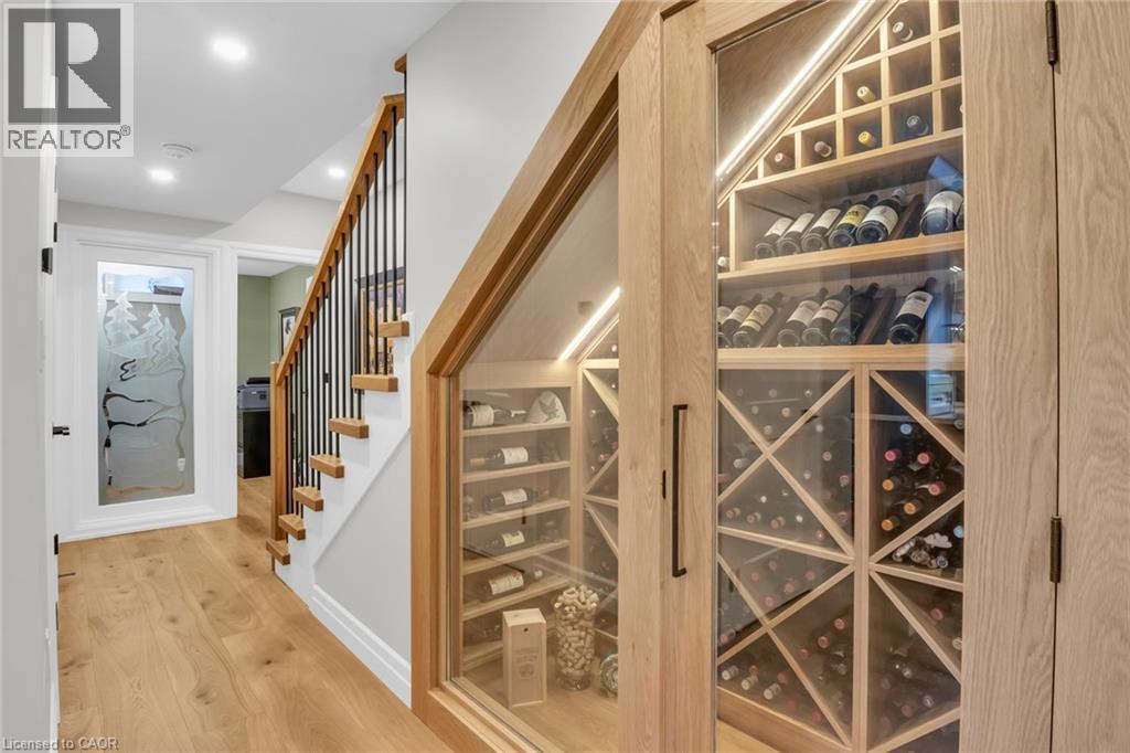 250 Stanley Drive, Waterloo, Ontario  N2L 1H8 - Photo 32 - 40818281