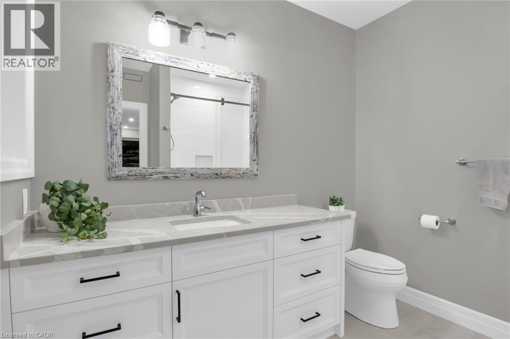 250 Stanley Drive, Waterloo, Ontario  N2L 1H8 - Photo 33 - 40818281