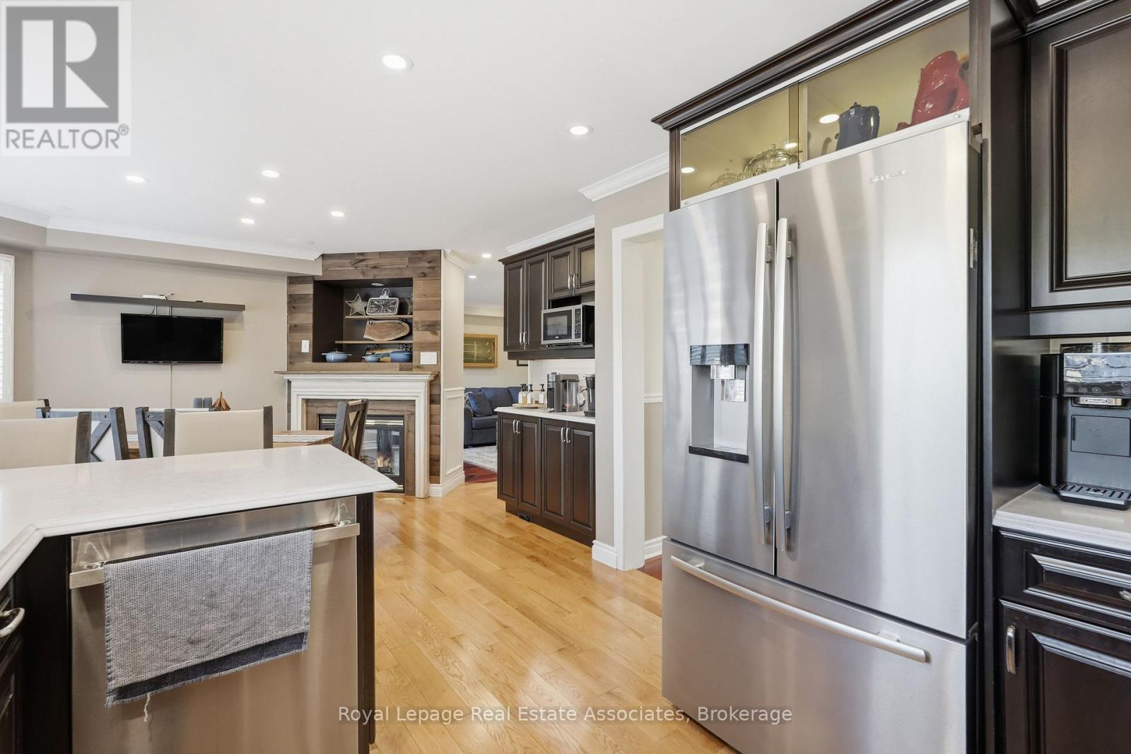 48 Chester Crescent, Halton Hills, Ontario  L7G 5W5 - Photo 17 - W12972914