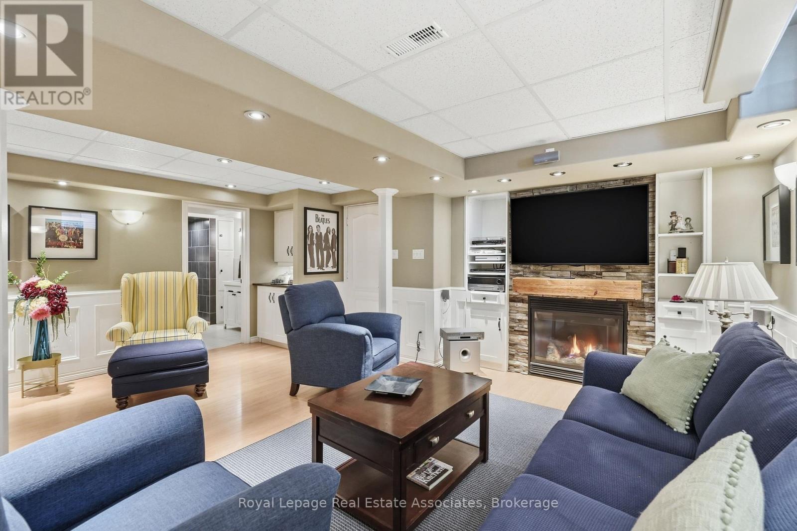 48 Chester Crescent, Halton Hills, Ontario  L7G 5W5 - Photo 34 - W12972914