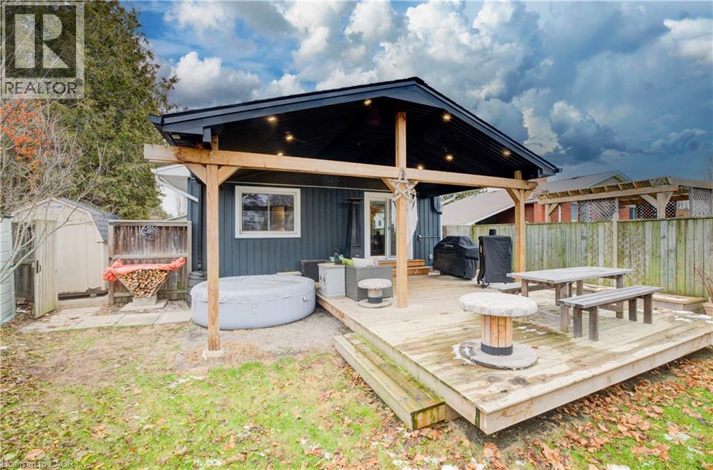 425 St Patrick Street, Port Dover, Ontario  N0A 1N0 - Photo 16 - 40818602