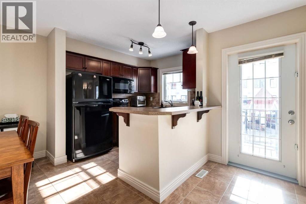 37 Royal Oak Plaza Nw, Calgary, Alberta  T3G 0B3 - Photo 11 - A2294002