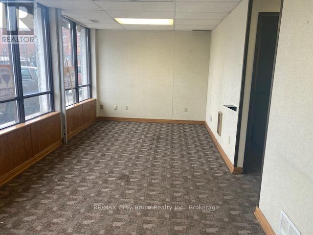 153 8th Street E, Owen Sound, Ontario  N4K 2C6 - Photo 8 - X12988106