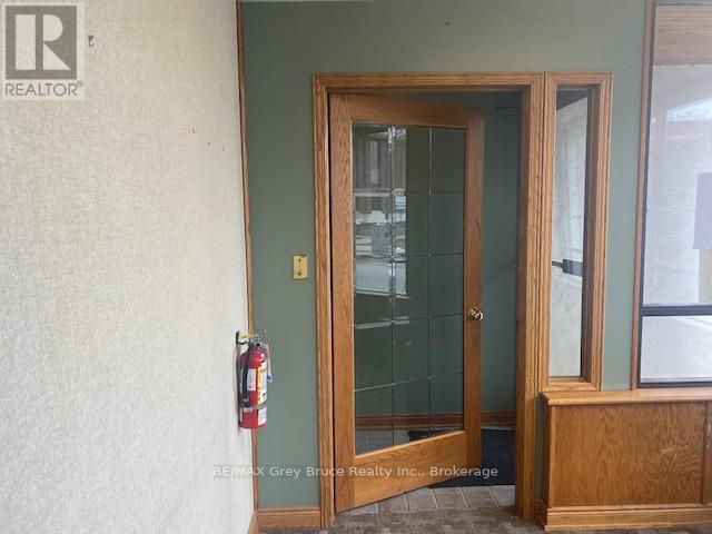 153 8th Street E, Owen Sound, Ontario  N4K 2C6 - Photo 9 - X12988106