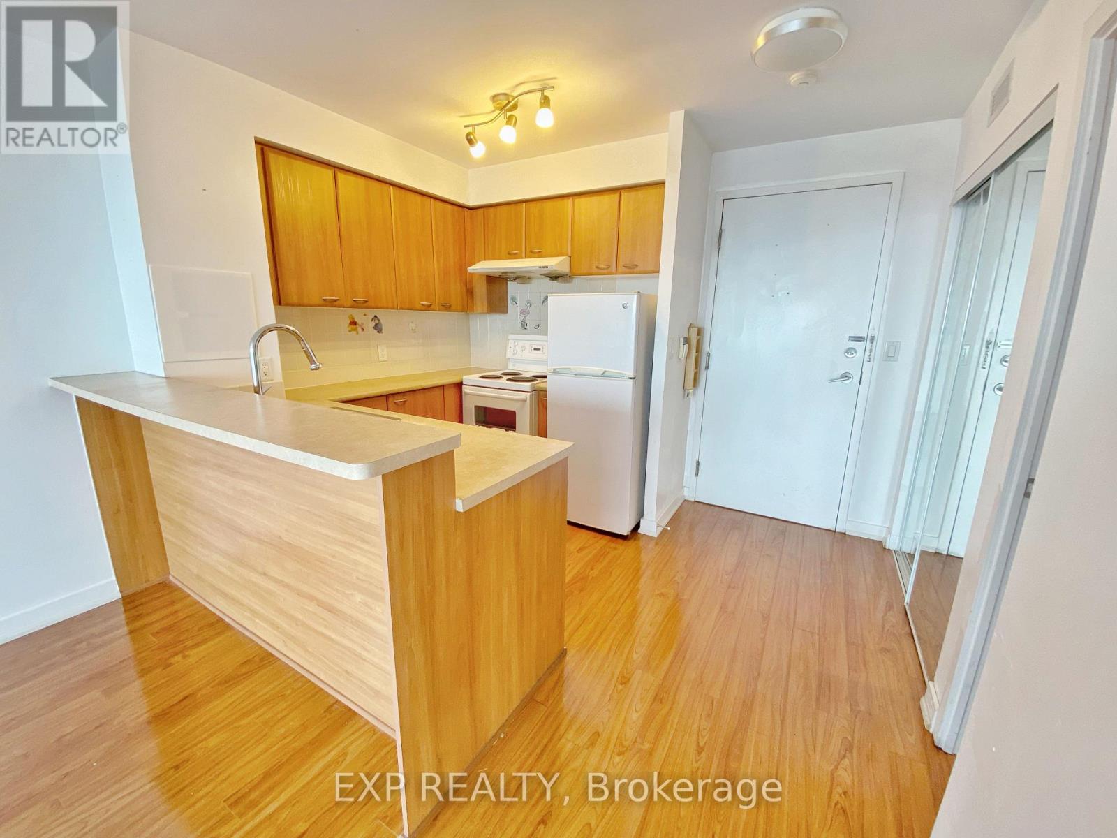 3508 - 36 Lee Centre Drive, Toronto, Ontario  M1H 3K2 - Photo 7 - E12988114