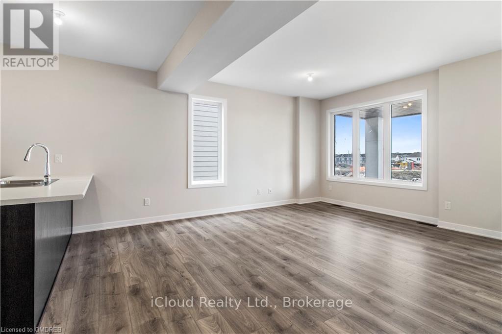 318 Catsfoot Walk, Ottawa, Ontario  K2J 7G9 - Photo 10 - X12934298