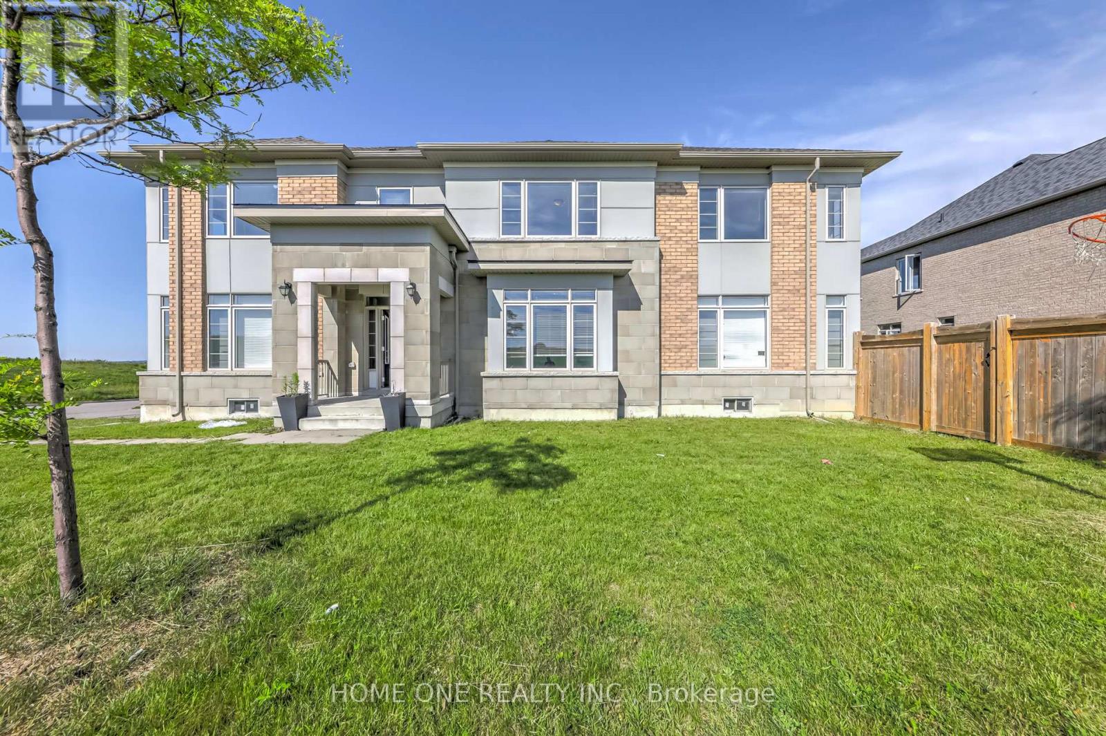 51 Eastgrove Square, East Gwillimbury, Ontario  L9N 0R3 - Photo 2 - N12988122