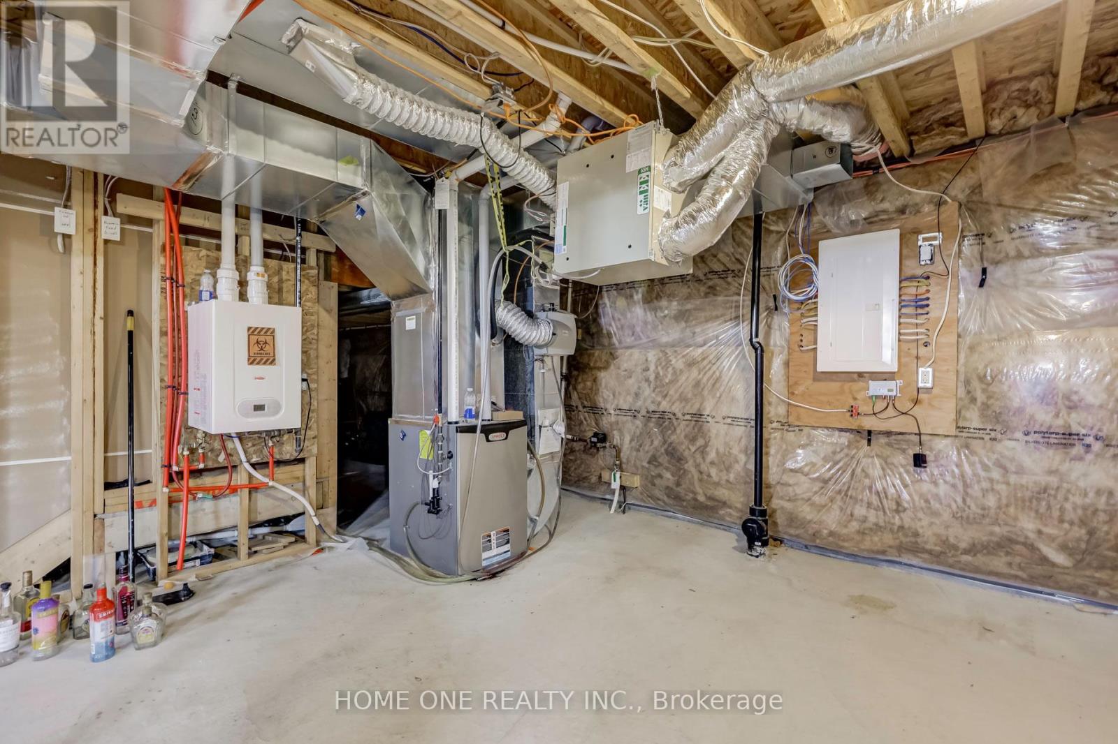 51 Eastgrove Square, East Gwillimbury, Ontario  L9N 0R3 - Photo 35 - N12988122