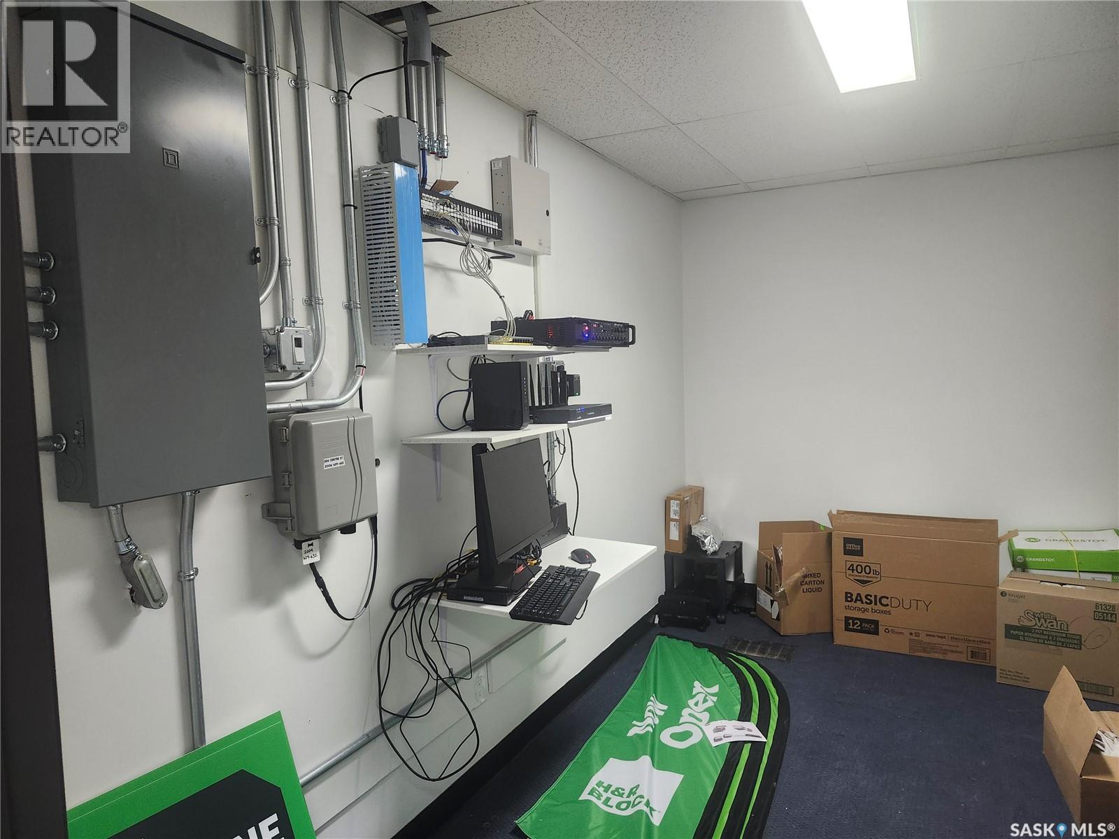 324 Centre Street, Assiniboia, Saskatchewan  S0H 0B0 - Photo 10 - SK032536