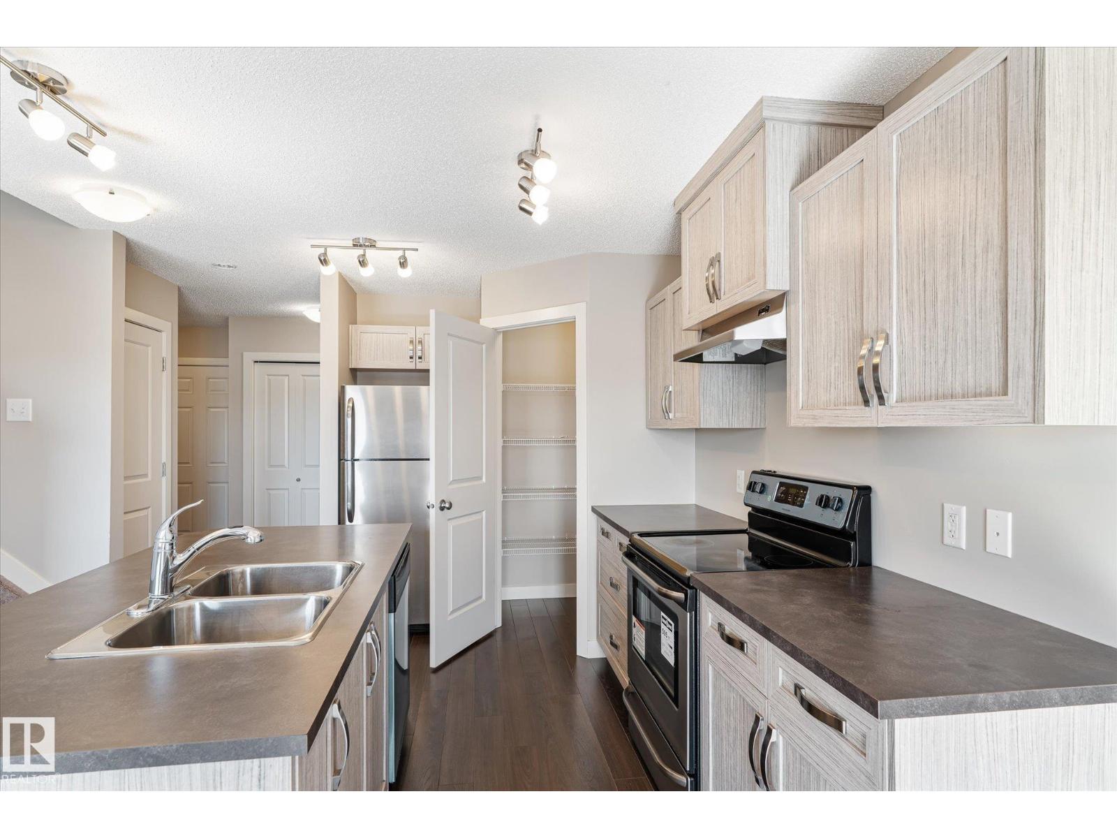 3217 11 Av NW, Edmonton, Alberta  T6T 2C5 - Photo 10 - E4481925