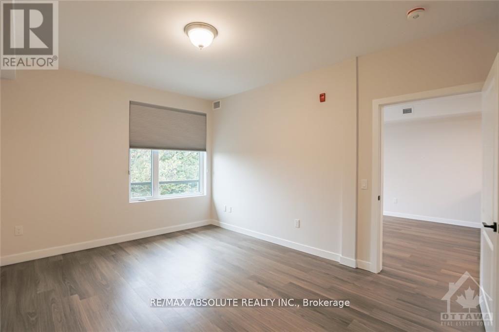 303 - 5992 Hazeldean Road, Ottawa, Ontario  K2S 1B9 - Photo 10 - X12988170