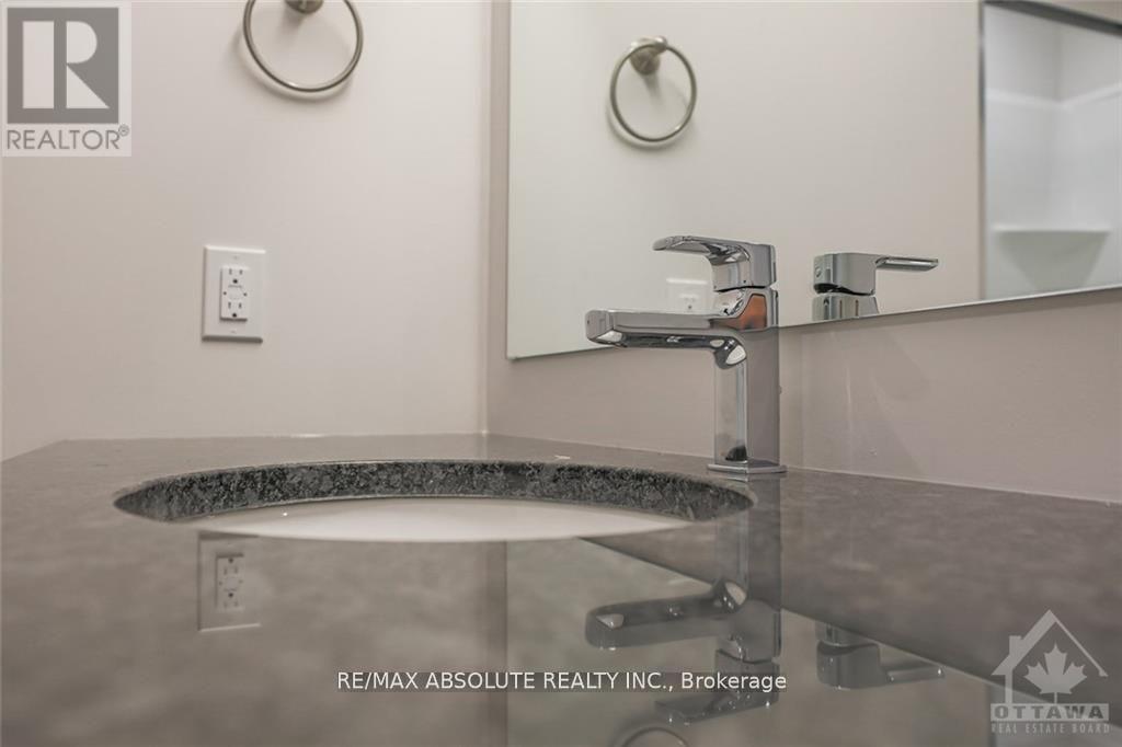 303 - 5992 Hazeldean Road, Ottawa, Ontario  K2S 1B9 - Photo 12 - X12988170