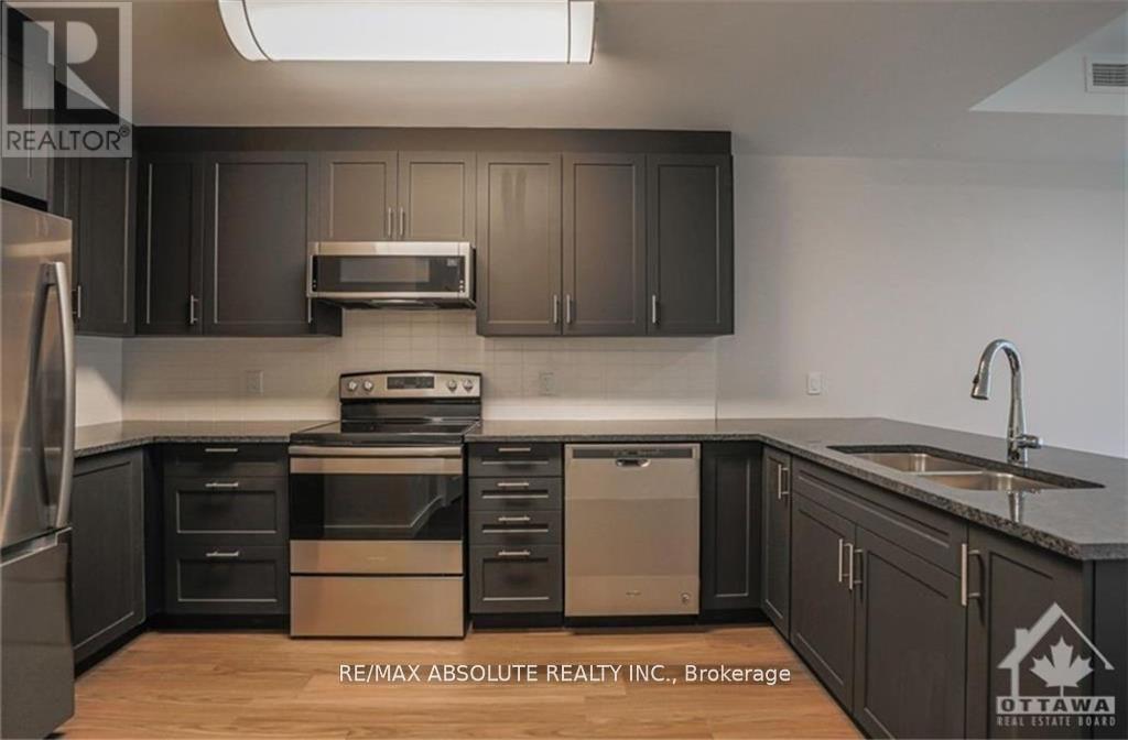 303 - 5992 Hazeldean Road, Ottawa, Ontario  K2S 1B9 - Photo 6 - X12988170