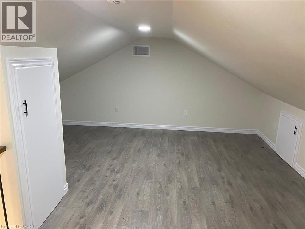 246 Forest Avenue, Hamilton, Ontario  L8N 1Y1 - Photo 13 - 40819959