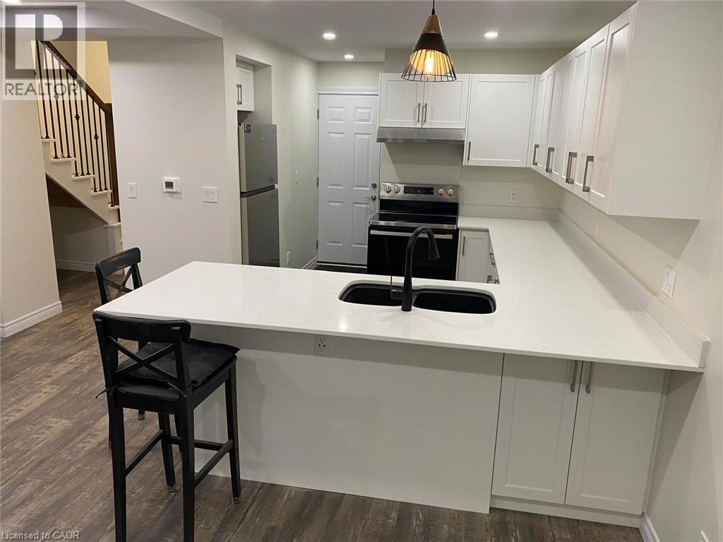 246 Forest Avenue, Hamilton, Ontario  L8N 1Y1 - Photo 3 - 40819959