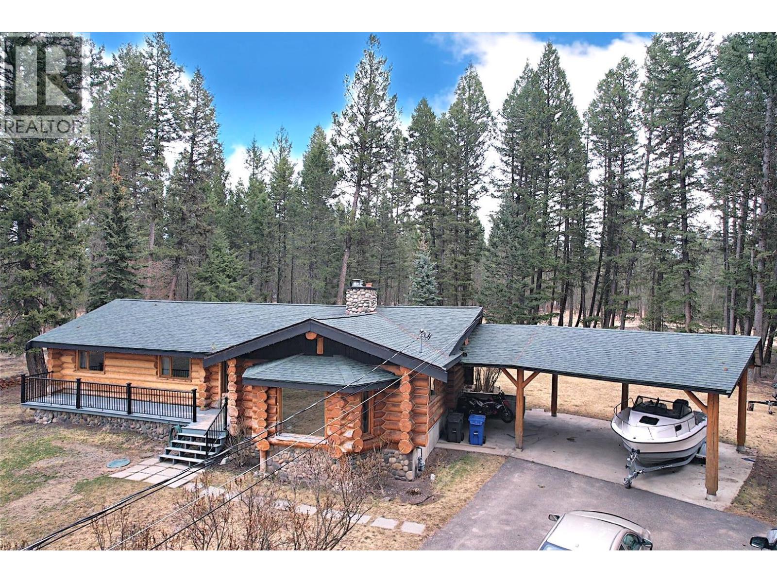 5007 CANIUM COURT, 108 Mile Ranch, British Columbia