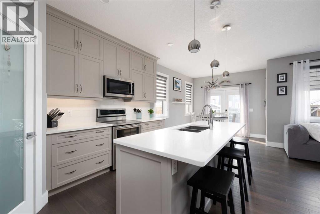 115 Airmont Court, Fort Mcmurray, Alberta T9J 1G1 - Photo 4 - A2298847