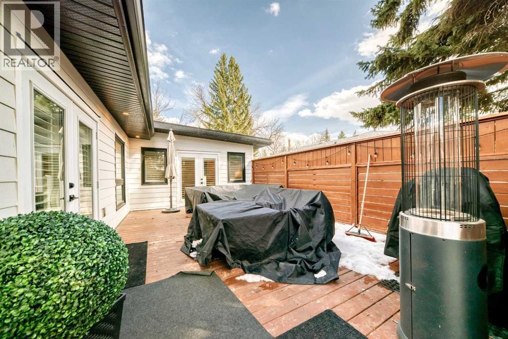 6303 Louise Road SW, Calgary, Alberta  T3E 5V3 - Photo 45 - A2299881