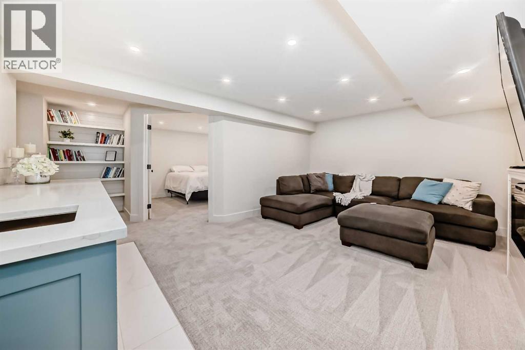 6303 Louise Road SW, Calgary, Alberta  T3E 5V3 - Photo 33 - A2299881