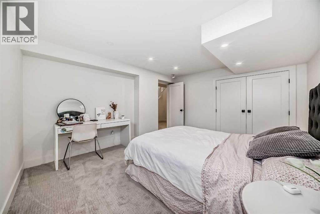 6303 Louise Road SW, Calgary, Alberta  T3E 5V3 - Photo 36 - A2299881