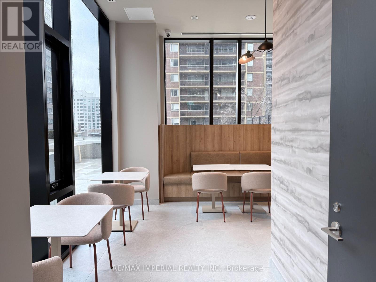 2702 - 634 Church Street, Toronto, Ontario  M4Y 0G9 - Photo 18 - C12988130