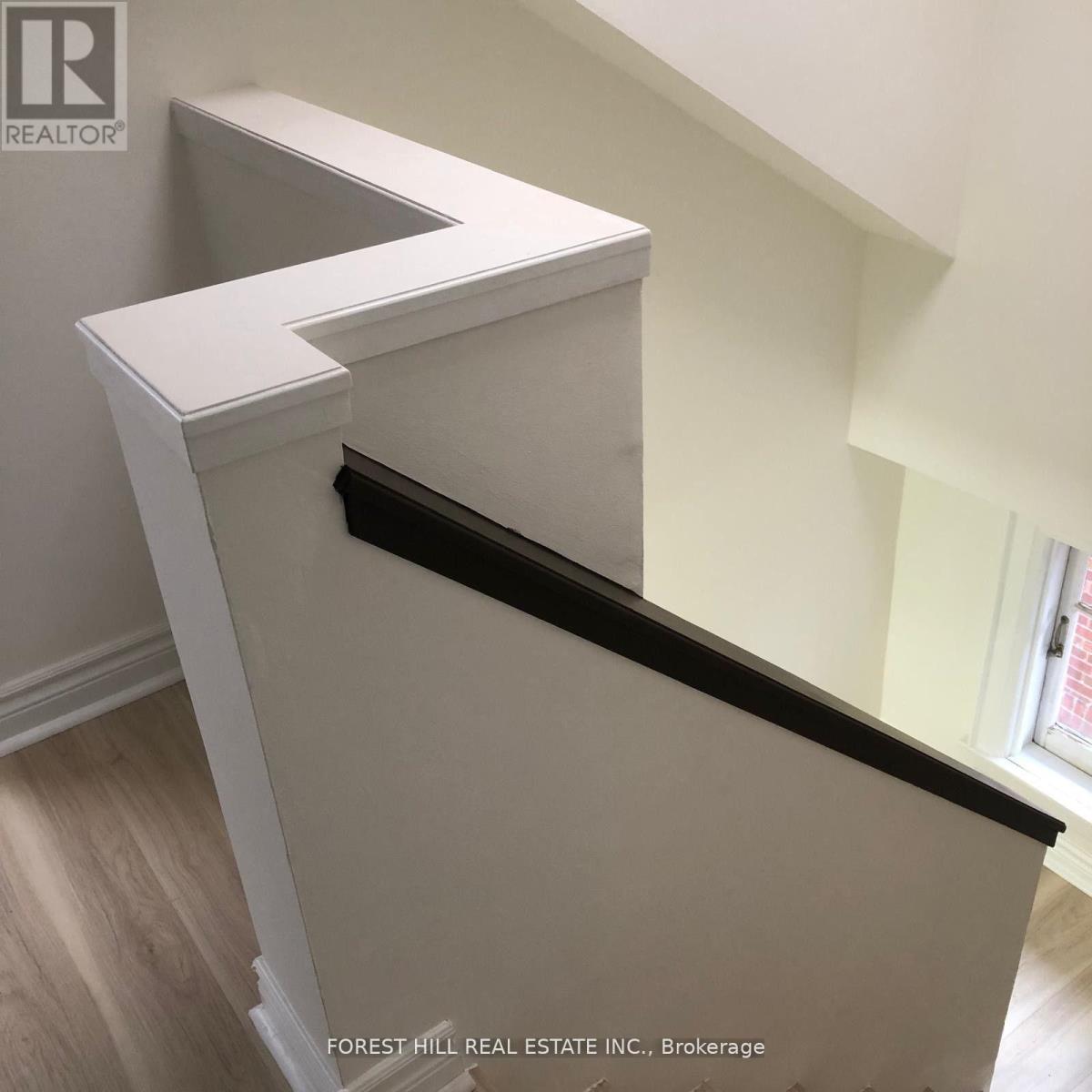 14 Leith Place, Toronto, Ontario  M4N 2R4 - Photo 9 - C12988172