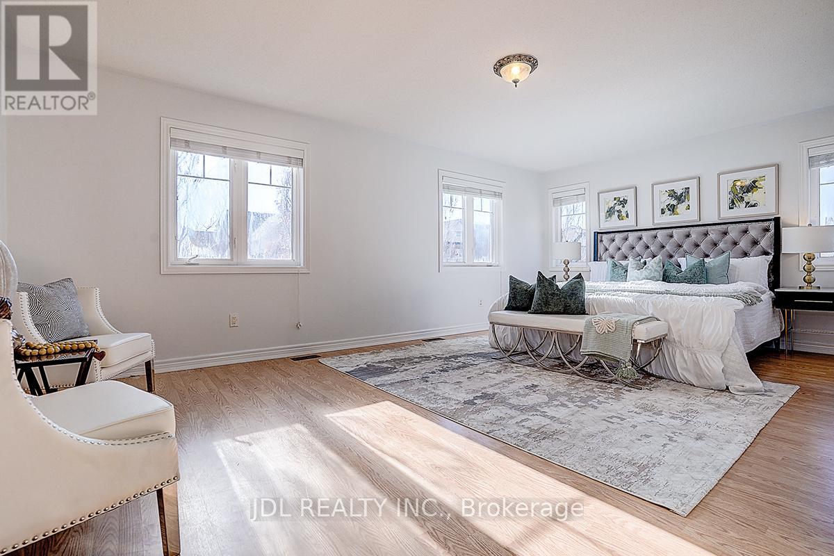 46 Braehead Drive, Richmond Hill, Ontario  L4E 0B3 - Photo 27 - N12988168