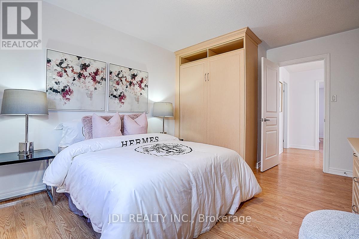 46 Braehead Drive, Richmond Hill, Ontario  L4E 0B3 - Photo 41 - N12988168