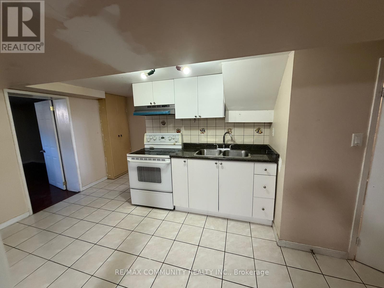 Basement - 52 Grassington Crescent, Toronto, Ontario  M1G 1X5 - Photo 16 - E12987434