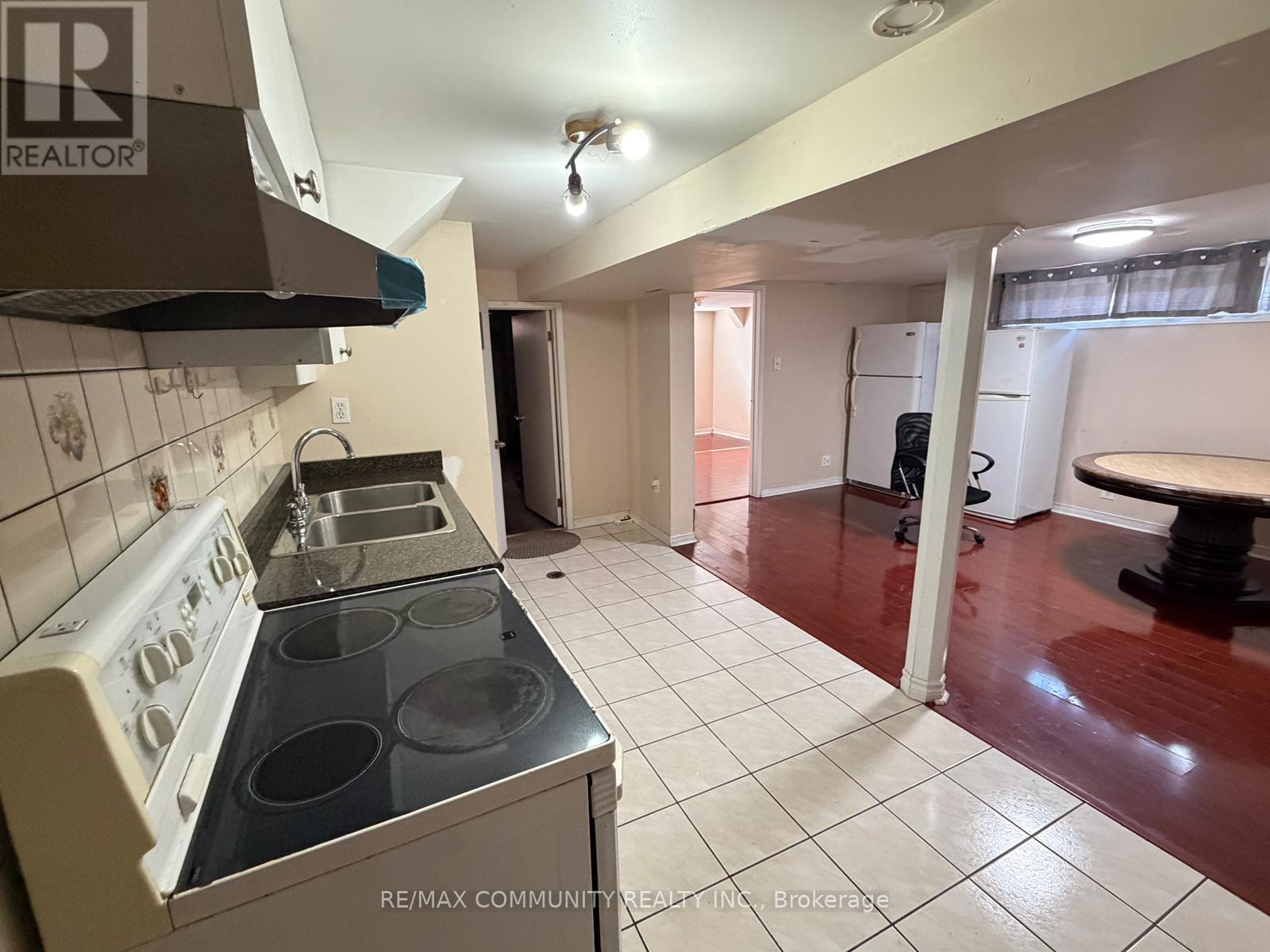 Basement - 52 Grassington Crescent, Toronto, Ontario  M1G 1X5 - Photo 3 - E12987434