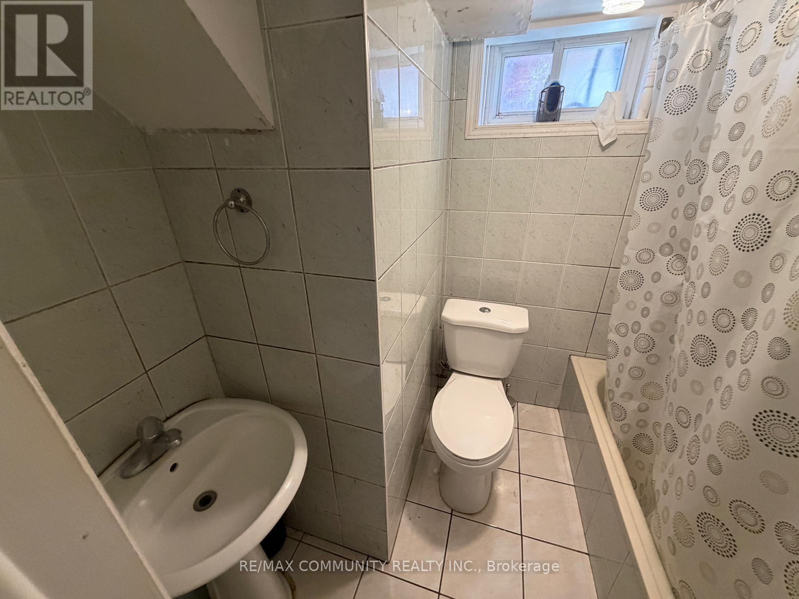 Basement - 52 Grassington Crescent, Toronto, Ontario  M1G 1X5 - Photo 17 - E12987434