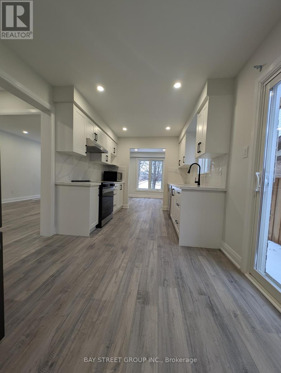 44 Lilac Avenue, Markham, Ontario  L3T 5K2 - Photo 7 - N12715780