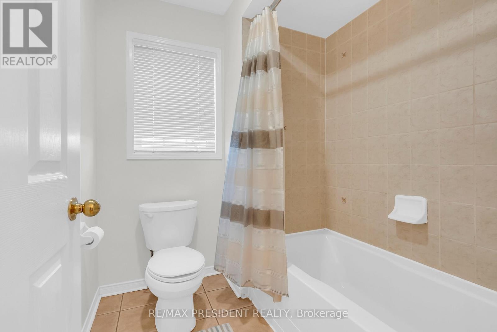 1 Crown Victoria Drive, Brampton, Ontario  L7A 3A2 - Photo 35 - W12985010