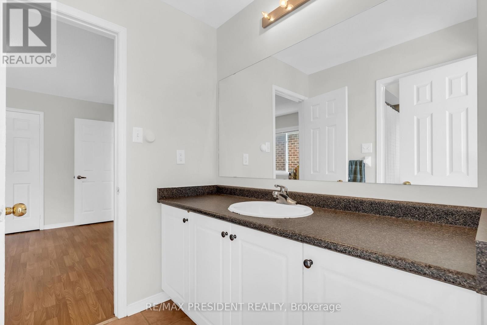 1 Crown Victoria Drive, Brampton, Ontario  L7A 3A2 - Photo 40 - W12985010