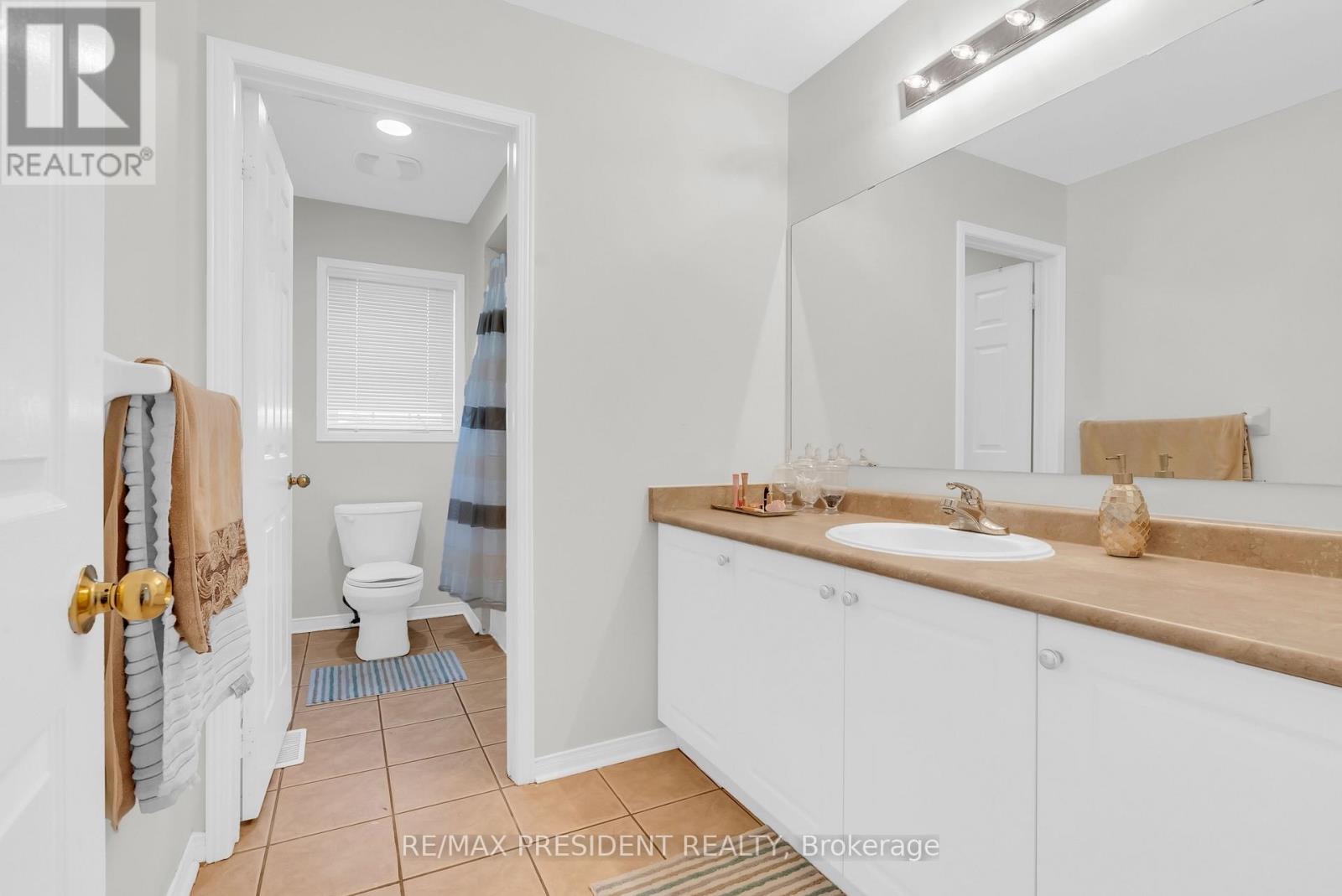 1 Crown Victoria Drive, Brampton, Ontario  L7A 3A2 - Photo 34 - W12985010