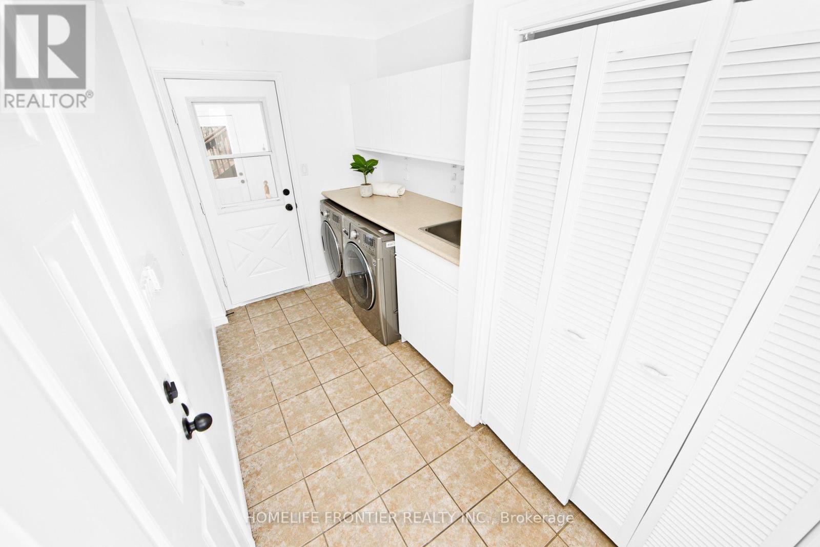 326 Little Avenue, Barrie, Ontario  L4N 2Z6 - Photo 16 - S12988128