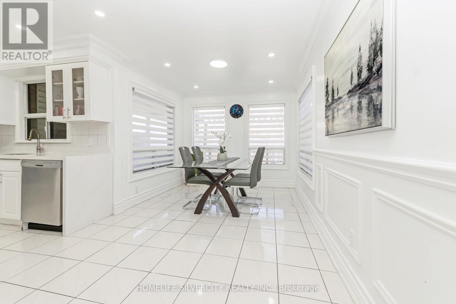 6 Macdougall Drive, Brampton, Ontario  L6S 3P5 - Photo 20 - W12988144