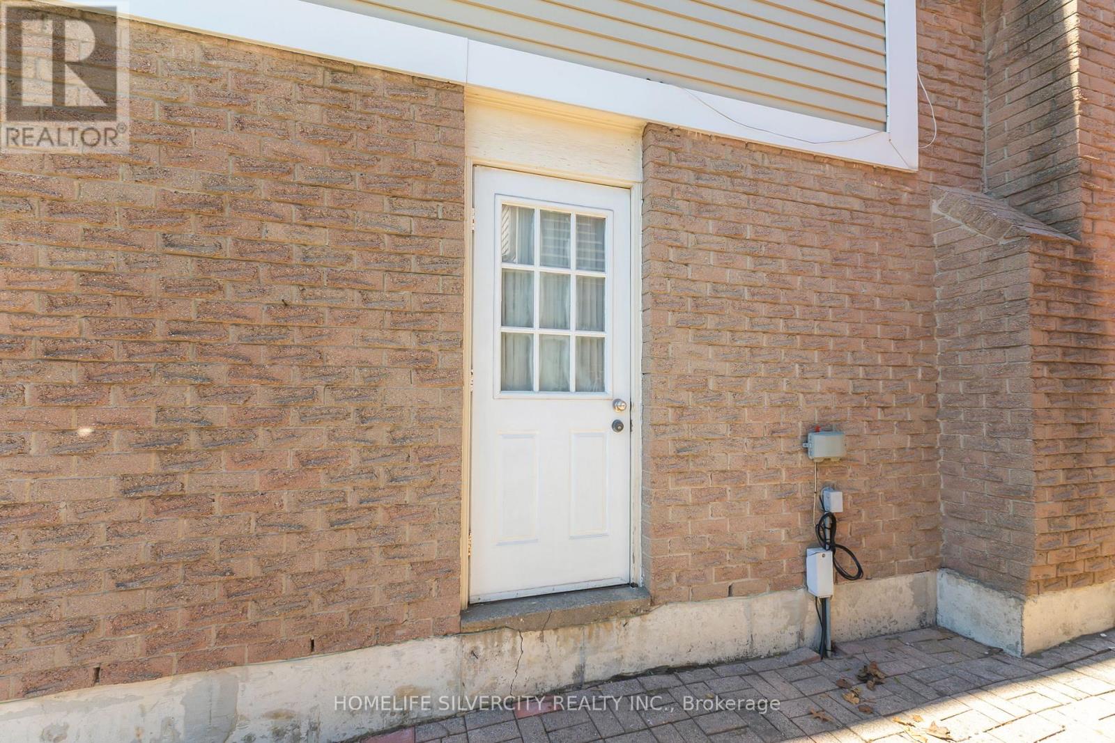 6 Macdougall Drive, Brampton, Ontario  L6S 3P5 - Photo 35 - W12988144