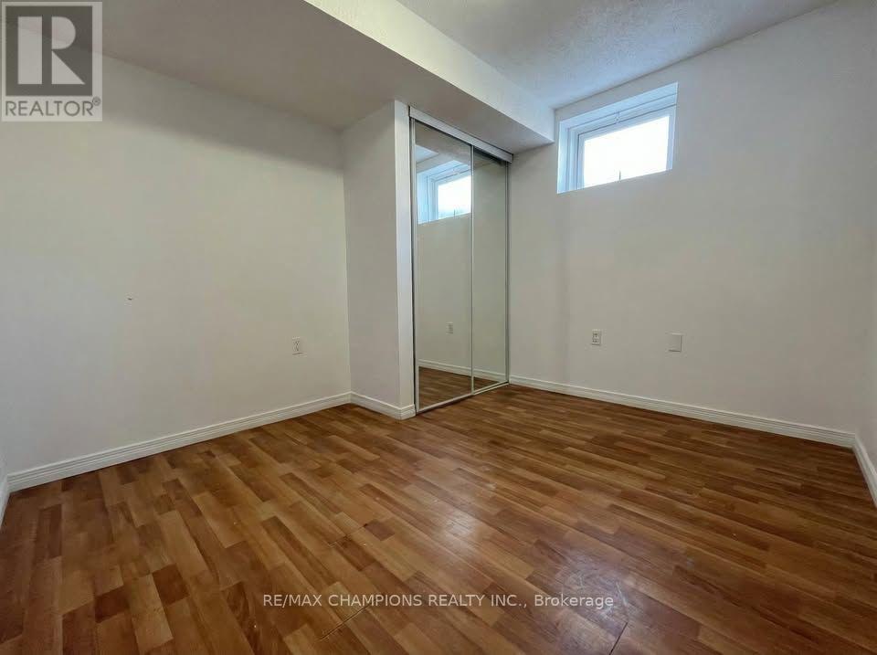 45 Iceberg Trail, Brampton, Ontario  L6R 0J7 - Photo 4 - W12988156