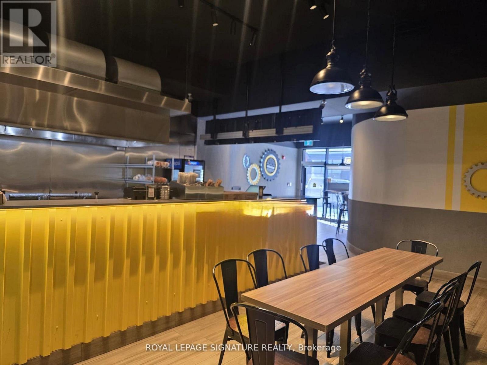 101 - 293 Dalhousie Street, Ottawa, Ontario  K1N 7E5 - Photo 2 - X12988154