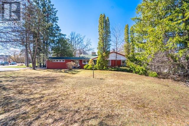 100 WESTWOOD LANE, Richmond Hill, Ontario