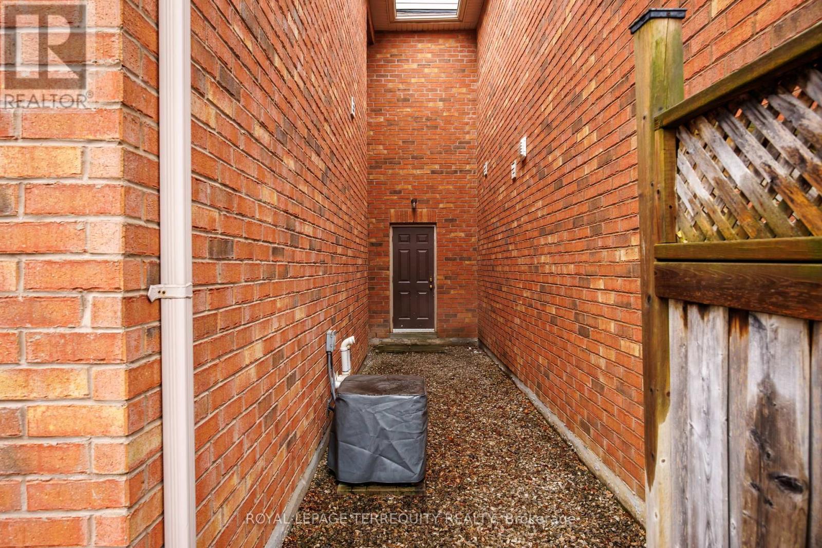 70 Degas Drive, Vaughan, Ontario  L4J 9J3 - Photo 34 - N12906266