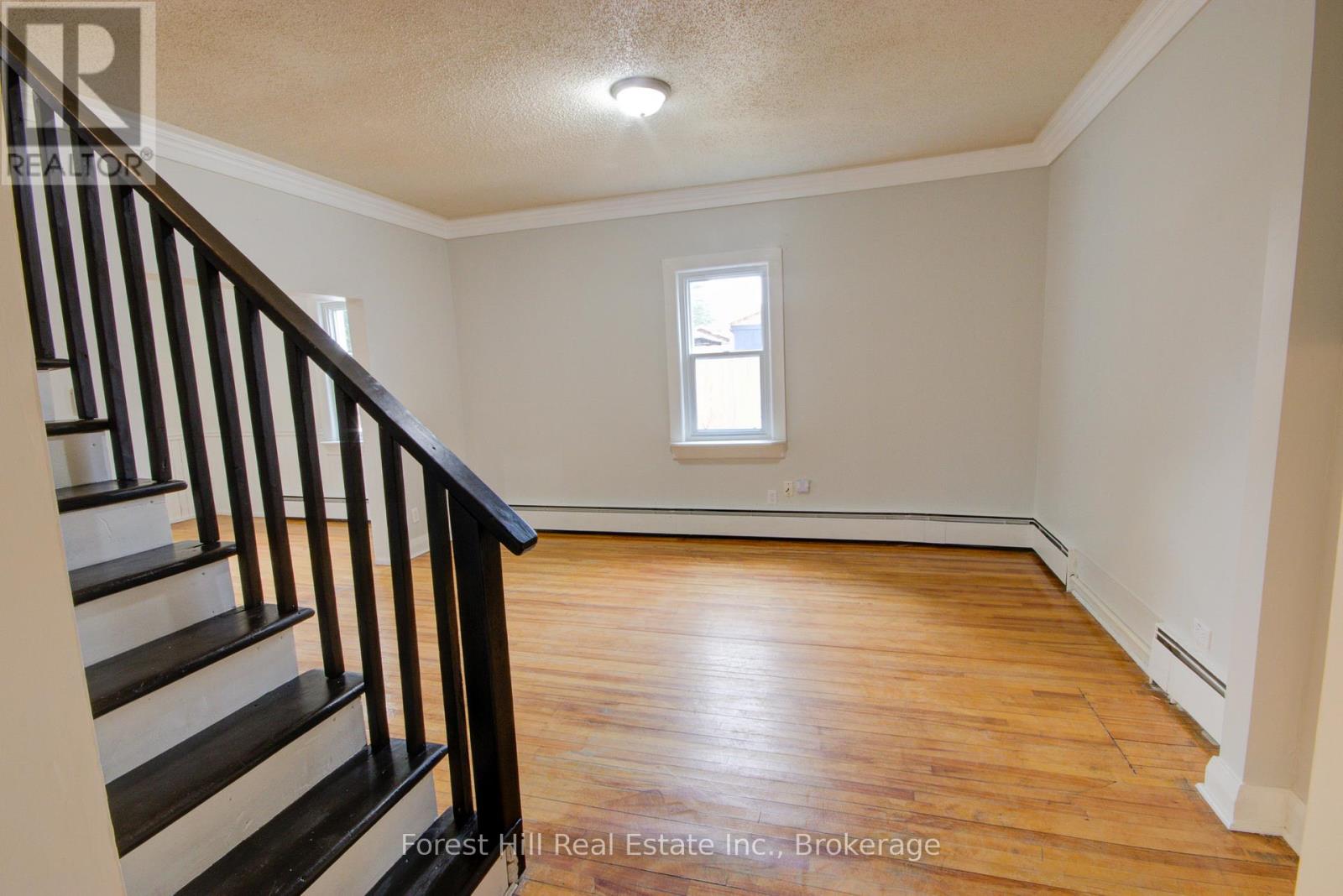 132 Richard Street, Bracebridge, Ontario  P1L 1J3 - Photo 10 - X12703960