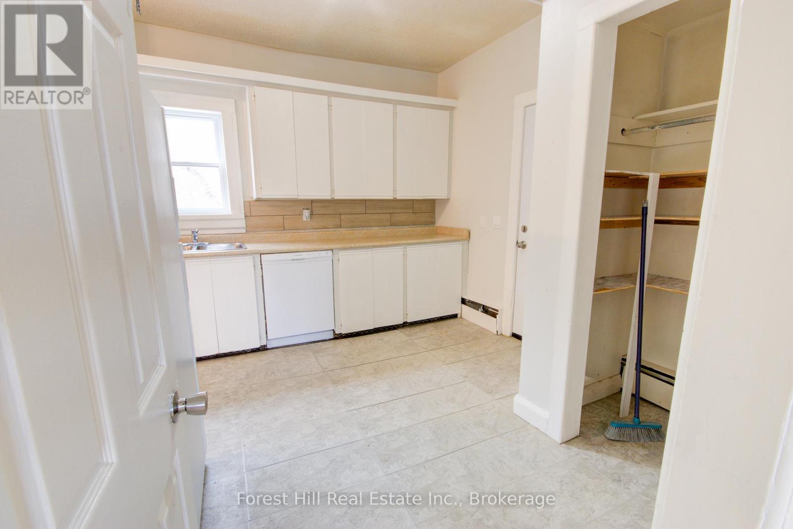 132 Richard Street, Bracebridge, Ontario  P1L 1J3 - Photo 16 - X12703960