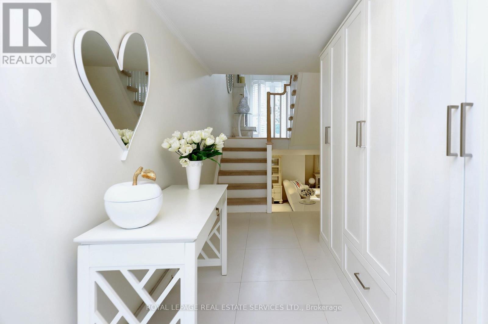 10 - 4230 Fieldgate Drive, Mississauga, Ontario  L4W 2M5 - Photo 4 - W12918184